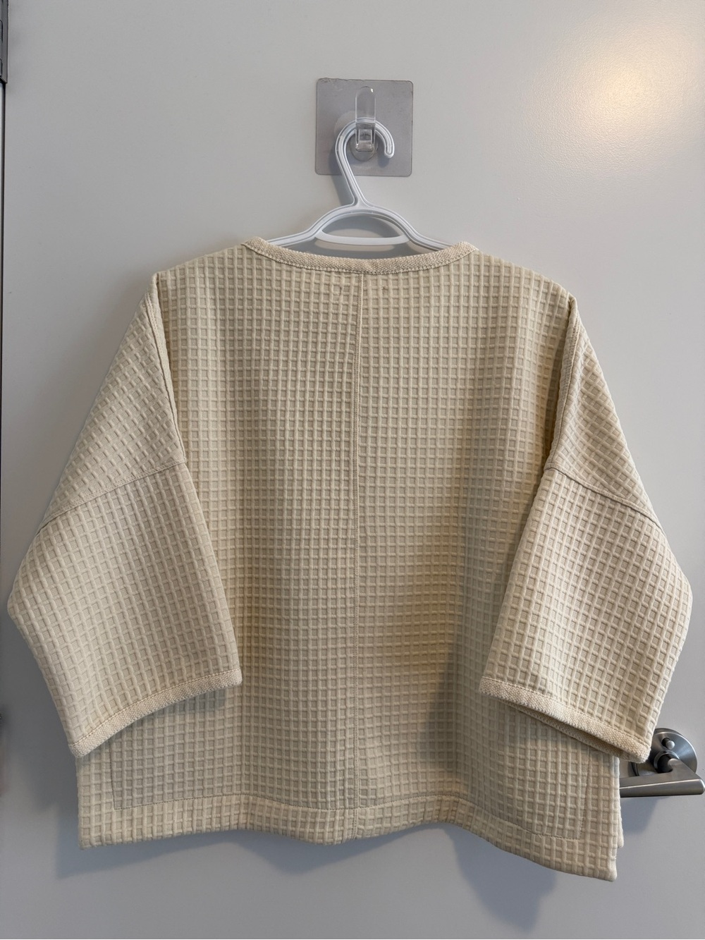 Max Studio Cream Top Waffle Pattern - Picture 6 of 6